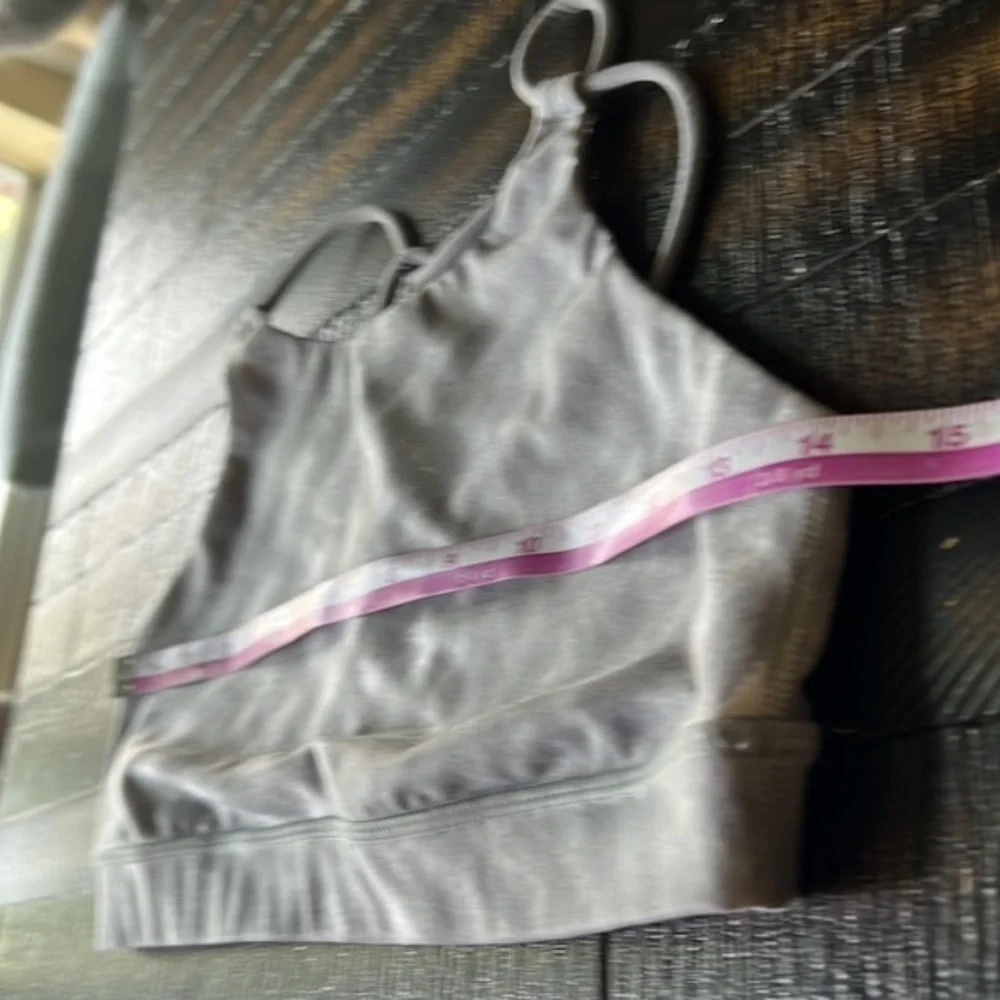 lululemon athletica gray sidesways